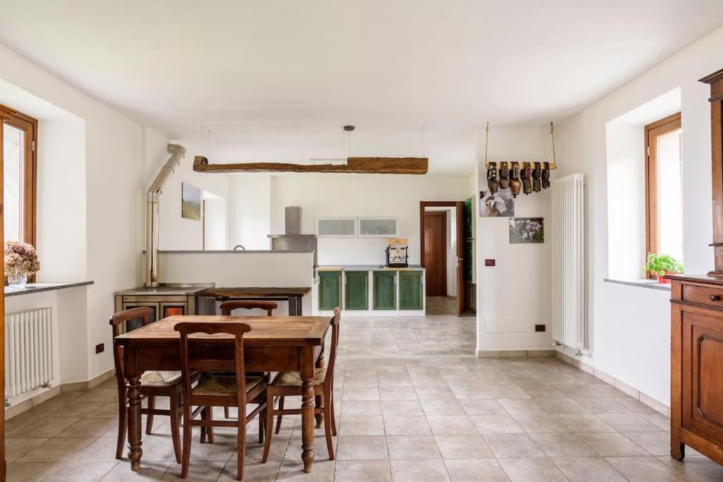 Agriturismo La Margherita San Giorgio Scarampi Bagian luar foto