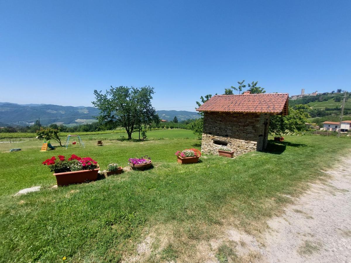 Agriturismo La Margherita San Giorgio Scarampi Bagian luar foto