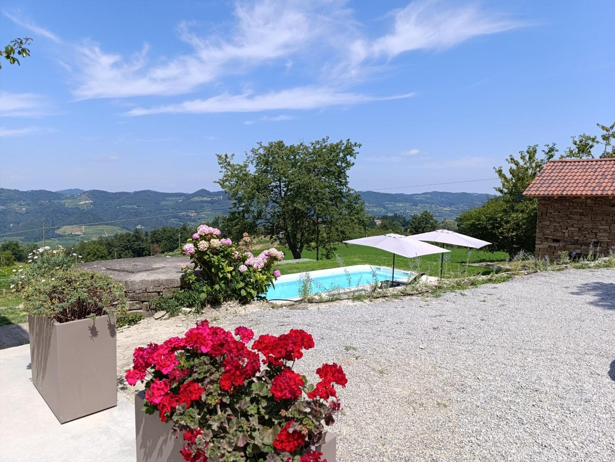 Agriturismo La Margherita San Giorgio Scarampi Bagian luar foto